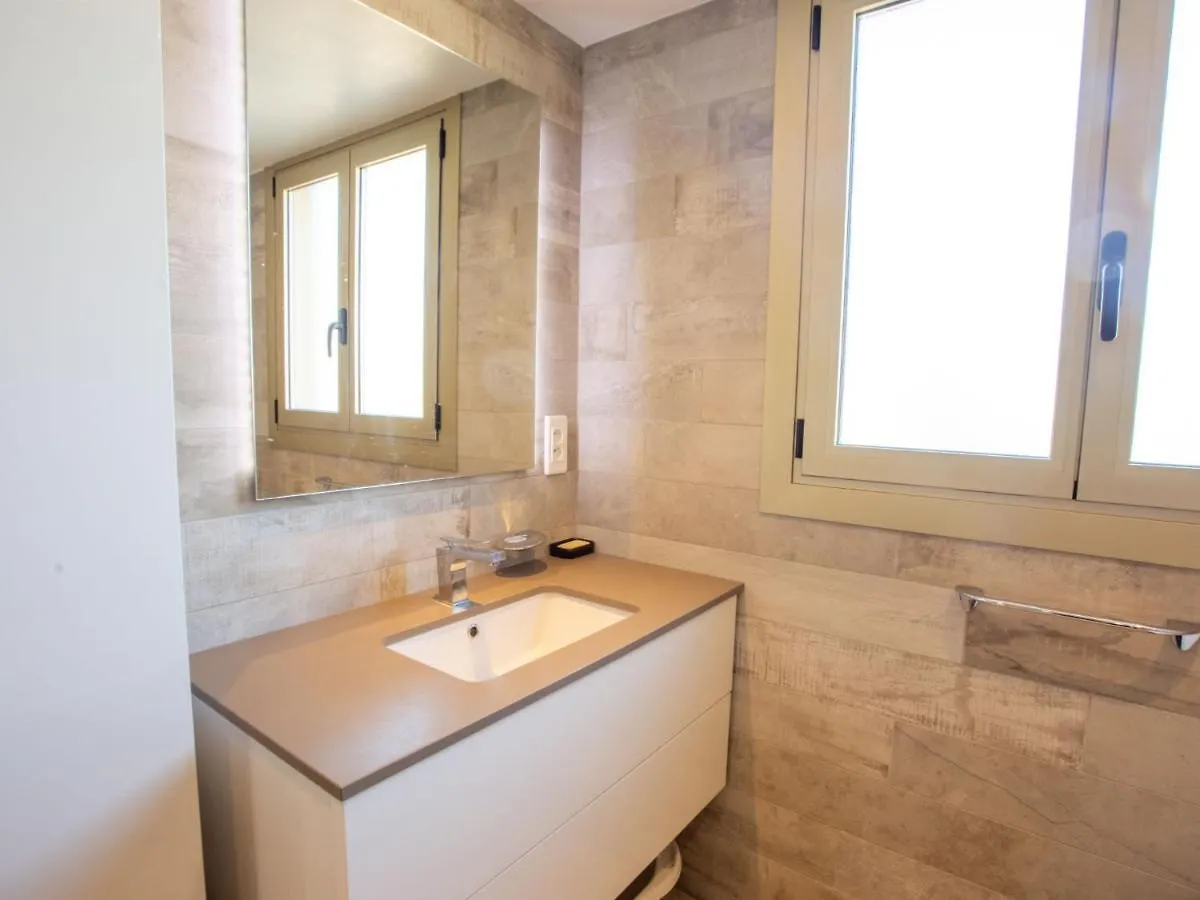 Apartment Les Jardins Du Luxembourg By Interhome Hyères
