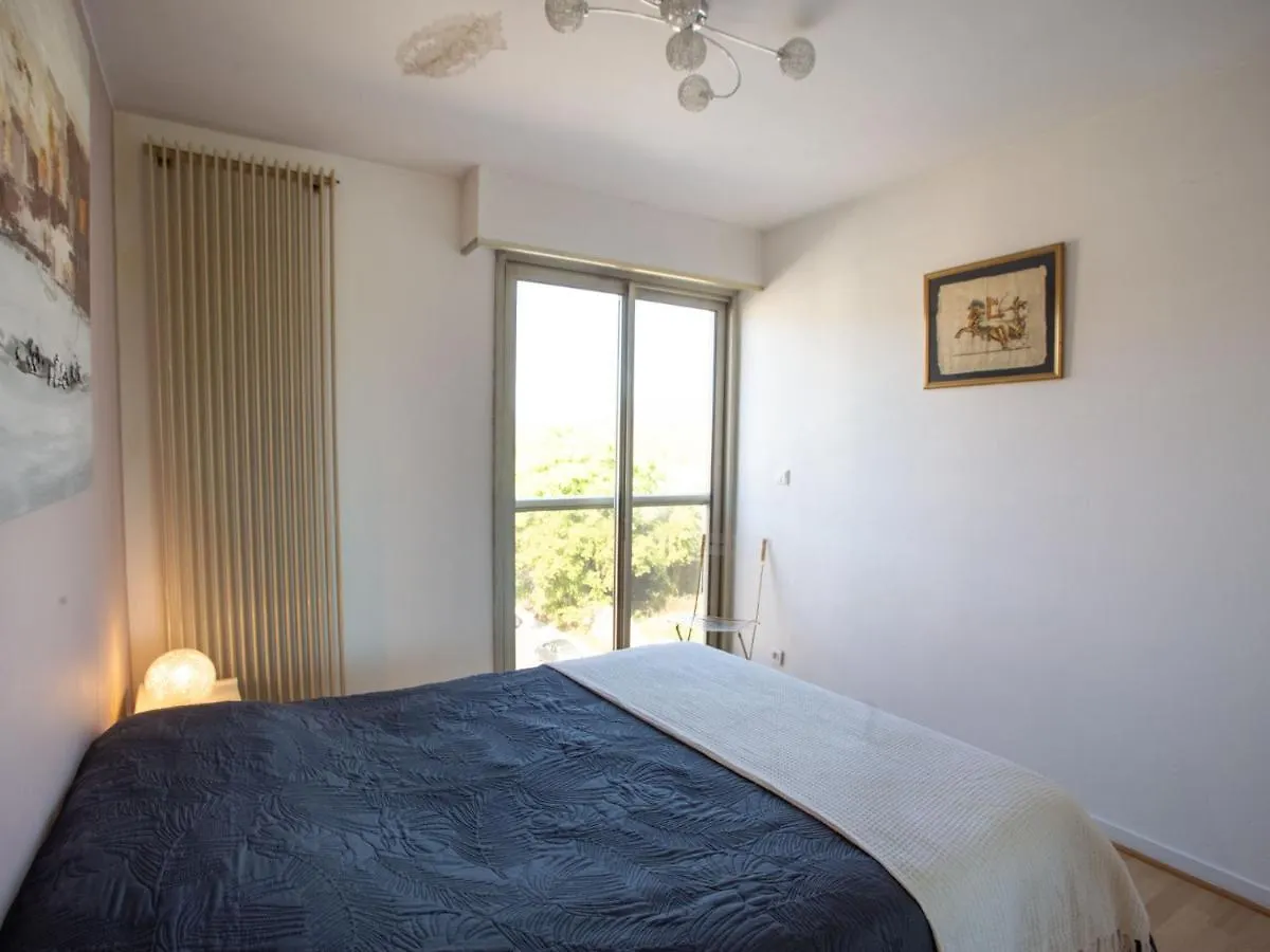 Apartment Les Jardins Du Luxembourg By Interhome Hyères Francia