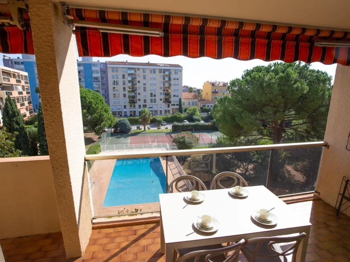 Apartment Les Jardins Du Luxembourg By Interhome Hyères