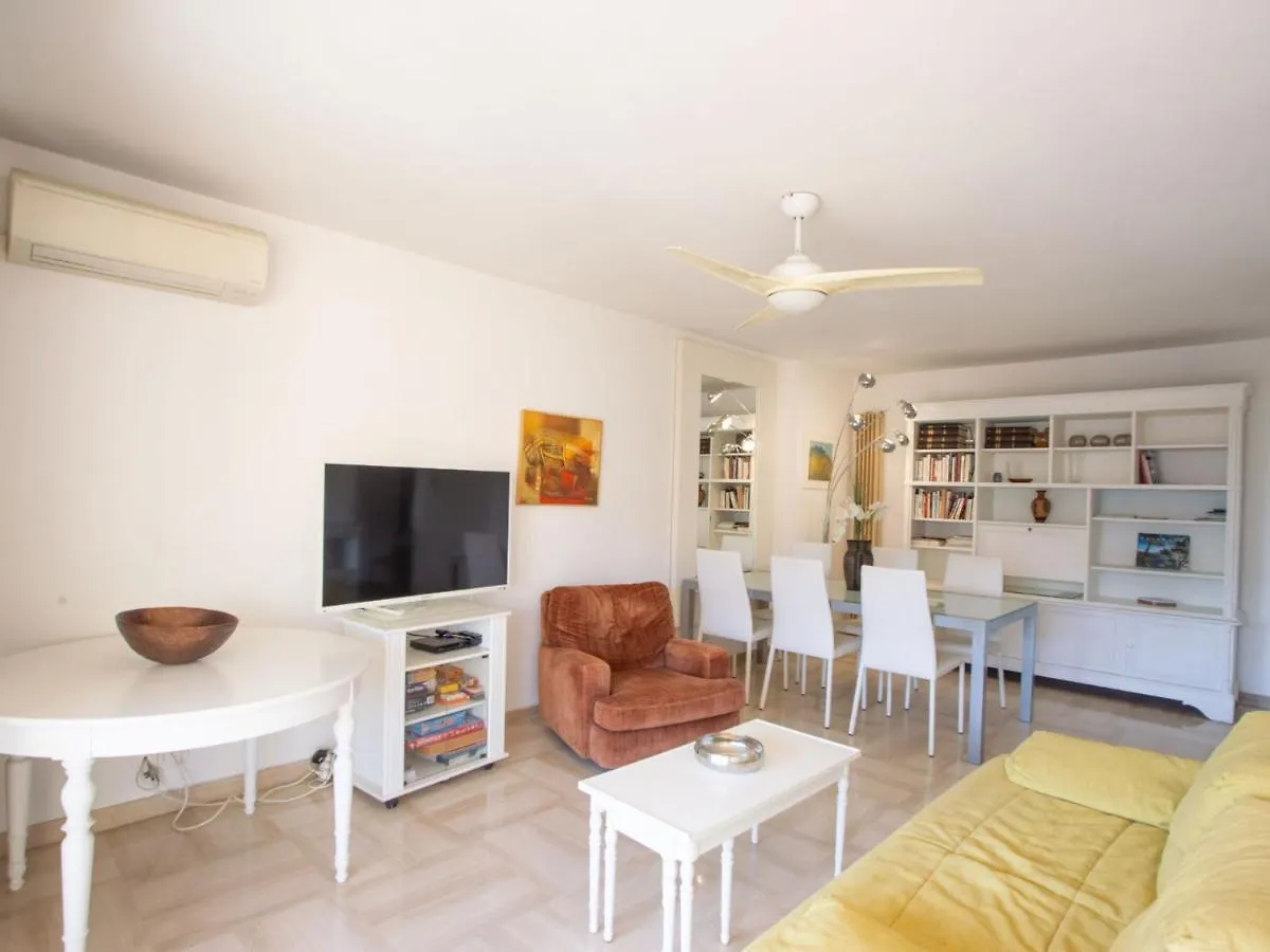 Apartment Les Jardins Du Luxembourg By Interhome Hyères