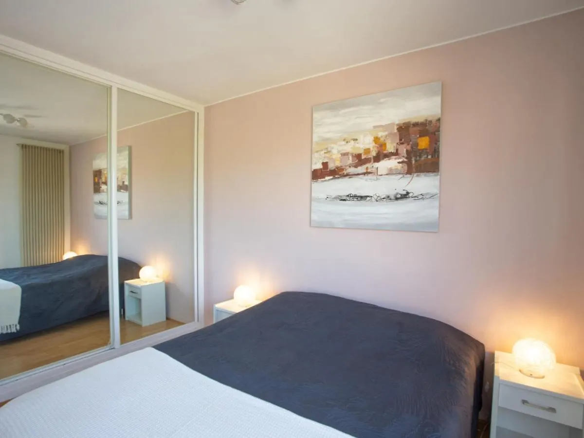 Apartment Les Jardins Du Luxembourg By Interhome Hyères